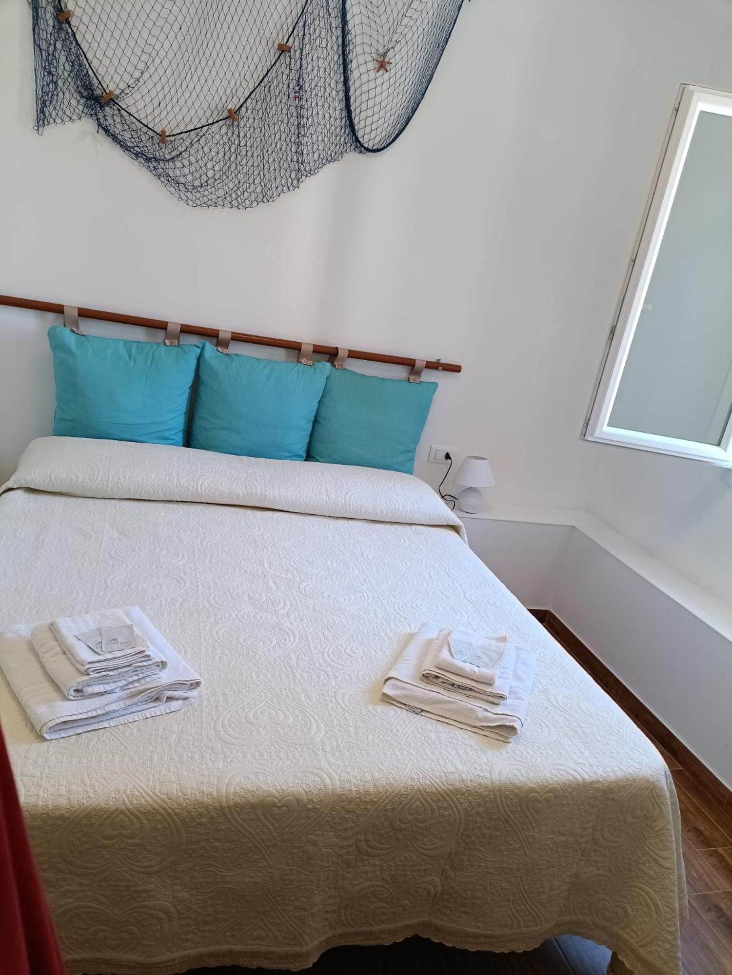 Trapani City Sea Small Apartment Exterior photo